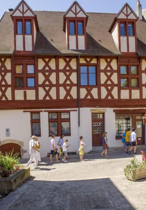 Le Central A - Tout Equipe - Centre-Ville Gare Montluçon Exterior foto